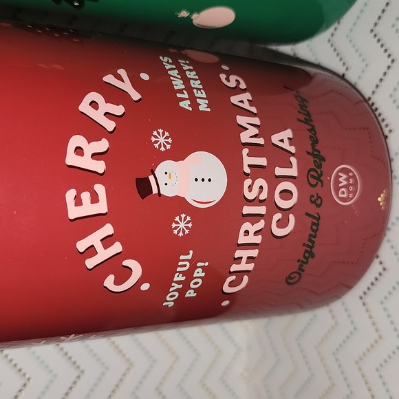 Brand new set of 2 DW Home Holiday  Jingle Juice & Cherry Christmas Cola Candle - Picture 4 of 7